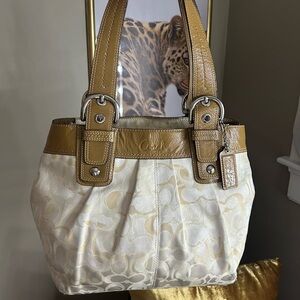 Authentic Uncommon Khaki Coach Shoulder Bag🤍